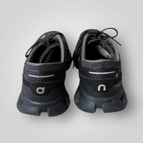 ON Running Cloud Women’s Shoes – Size W7.5 – Black – Pre-Owned - Picture 2 of 11